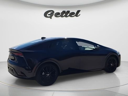 New 2026 Toyota Prius FWD image 8
