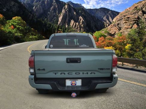 Used 2021 Toyota Tacoma TRD Pro AWD/4WD image 4