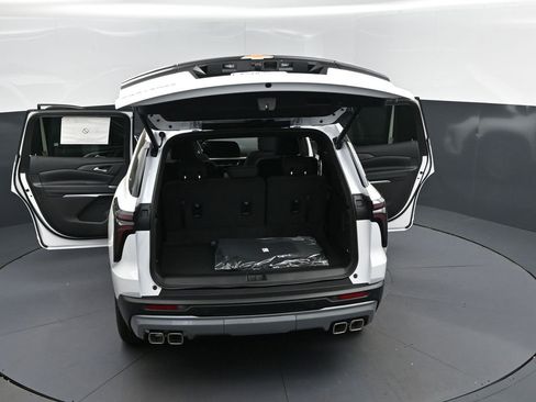 New 2026 Chevrolet Traverse LT image 49