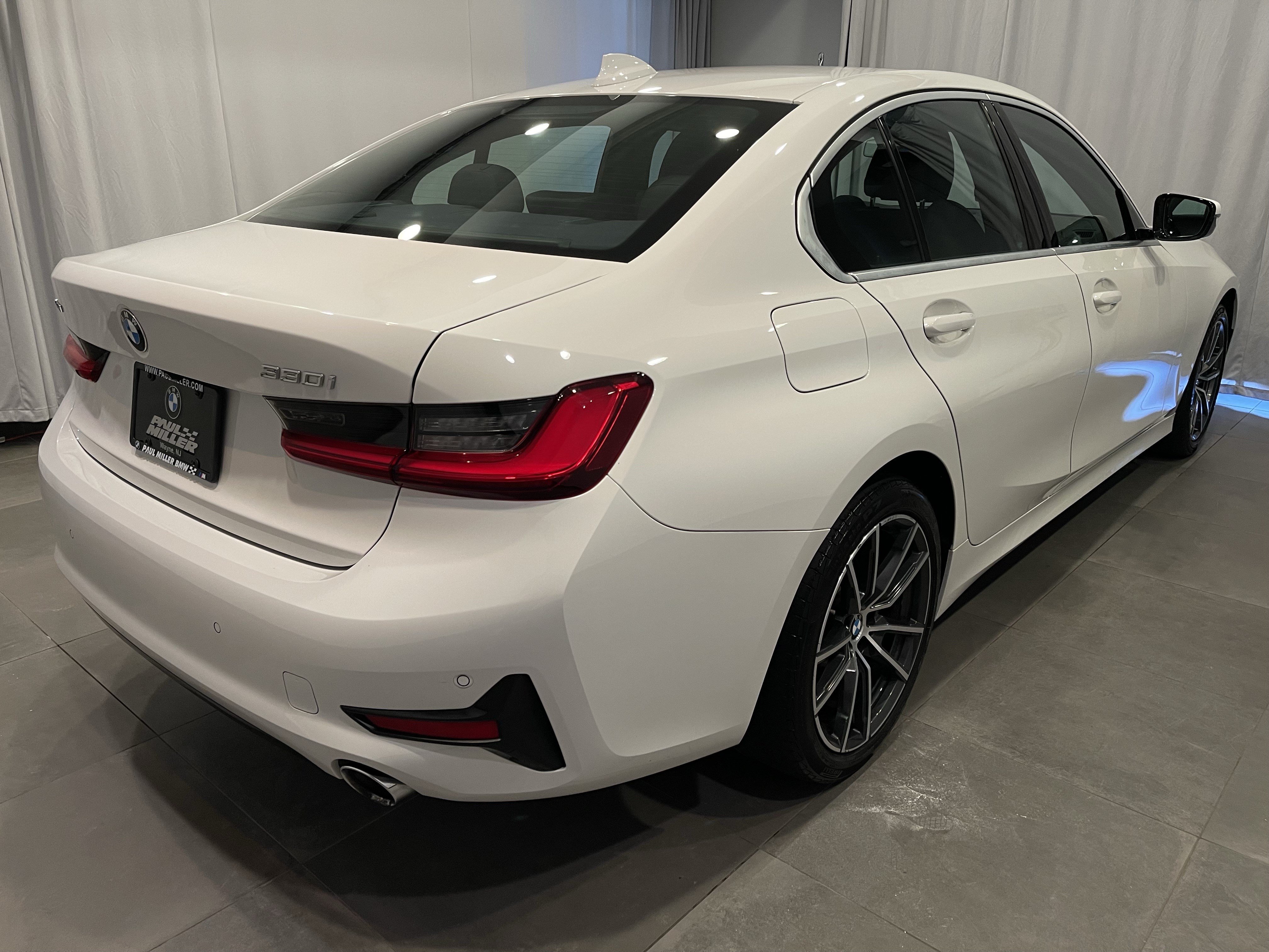 Used 2019 BMW 330i xDrive Sedan w/ Convenience Package AWD/4WD image 6