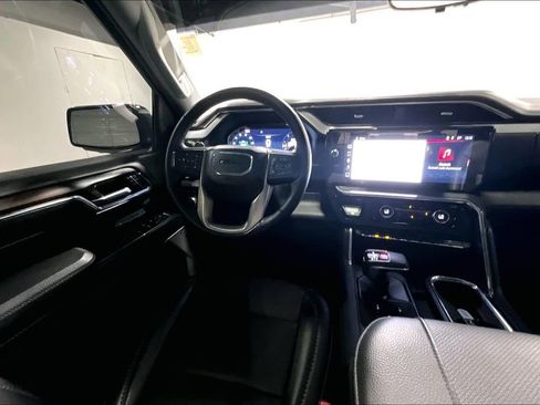 Used 2024 GMC Sierra 1500 Denali w/ Denali Reserve Package image 7