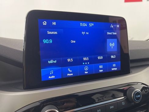 Used 2022 Ford Escape SEL w/ Technology Package image 11