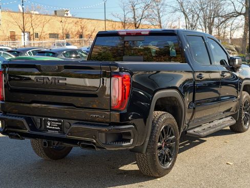 Used 2024 GMC Sierra 1500 AT4 w/ Technology Package image 10