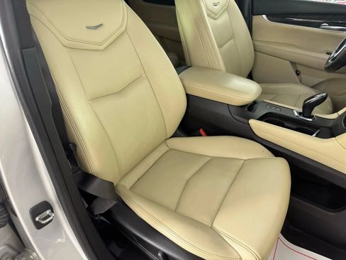Used 2018 Cadillac XT5 AWD image 34
