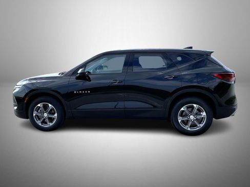 Used 2025 Chevrolet Blazer LT AWD/4WD image 8