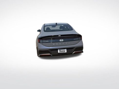 Used 2026 Hyundai Sonata SE FWD image 4