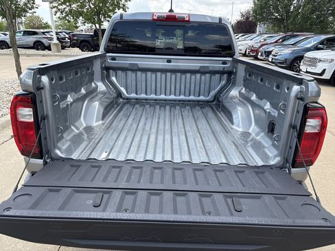 Used 2024 GMC Canyon AT4 w/ AT4 Premium Package AWD/4WD image 14