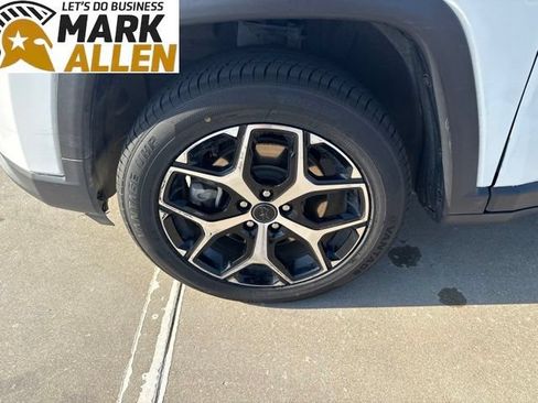 Used 2025 Jeep Compass Limited AWD/4WD image 7