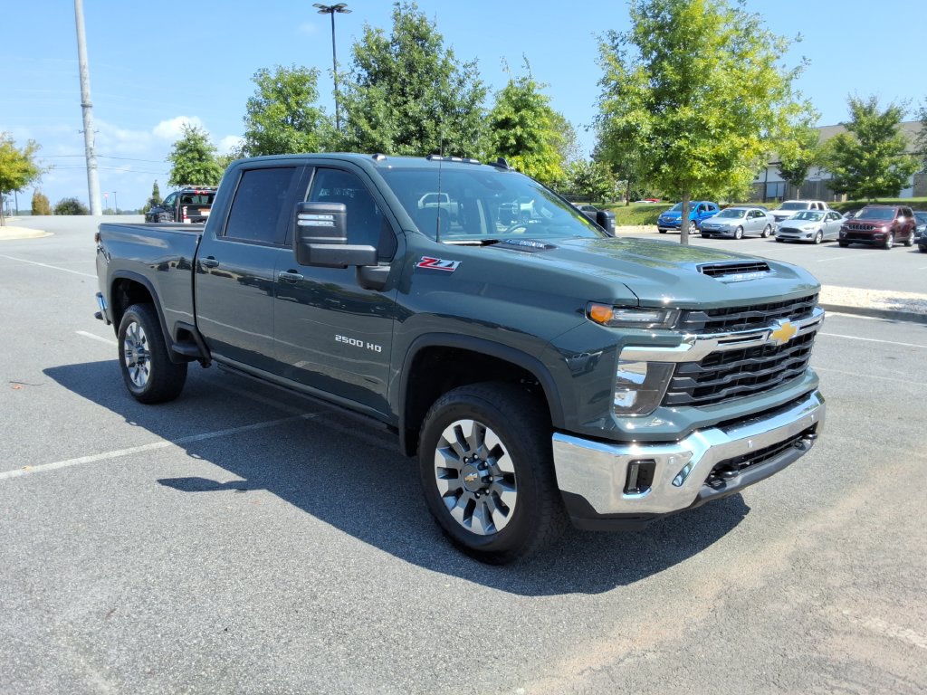 Certified 2025 Chevrolet Silverado 2500 LT w/ All Star Edition AWD/4WD image 3