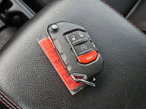 Used 2020 Jeep Gladiator Rubicon image 34