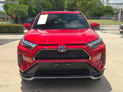 Used 2024 Toyota RAV4 SE w/ Weather & Moonroof Package AWD/4WD image 8