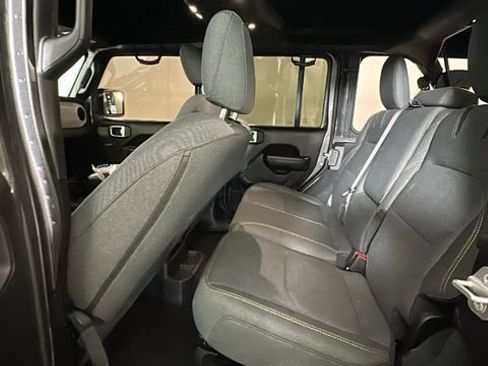 Used 2024 Jeep Wrangler Unlimited w/ Convenience Group AWD/4WD image 26