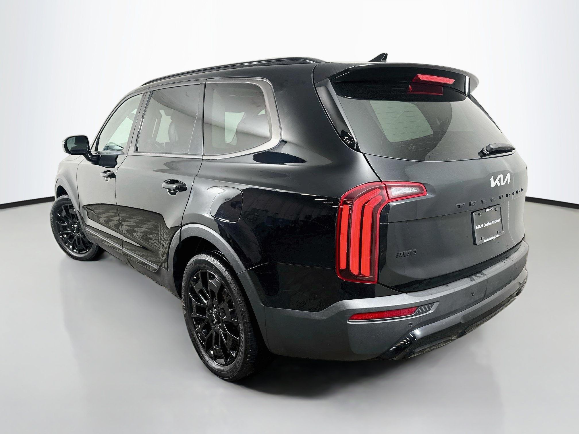 Certified 2022 Kia Telluride SX w/ SX Prestige Package AWD/4WD image 5