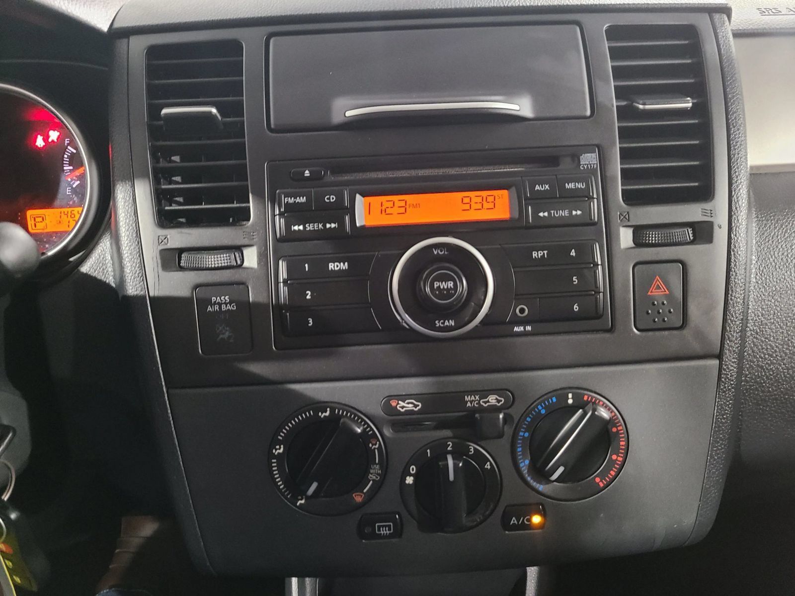 Used 2012 Nissan Versa 1.8 S w/ Plus Pkg FWD image 24