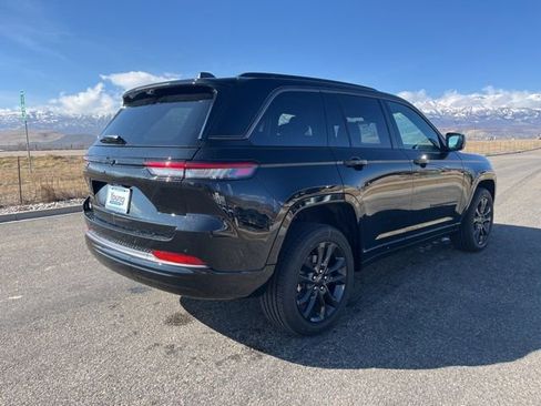 New 2026 Jeep Grand Cherokee Limited image 3