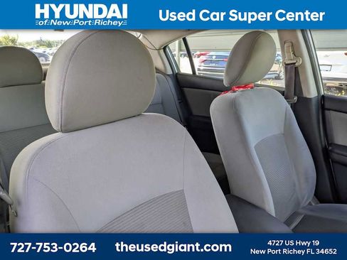 Used 2012 Nissan Sentra 2.0 SR FWD image 6