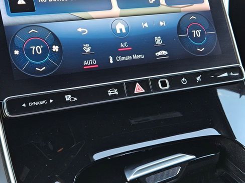 Certified 2022 Mercedes-Benz C 300 4MATIC Sedan image 20