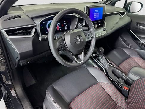 Used 2024 Toyota Corolla XSE image 19