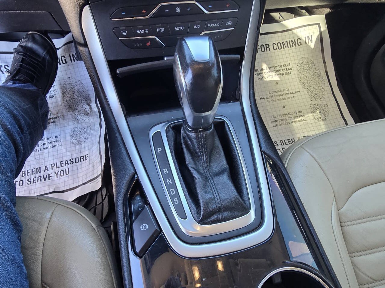 Used 2016 Ford Edge SEL w/ Equipment Group 201A AWD/4WD image 30