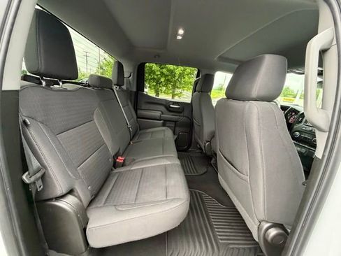 Certified 2022 Chevrolet Silverado 1500 Custom AWD/4WD image 37