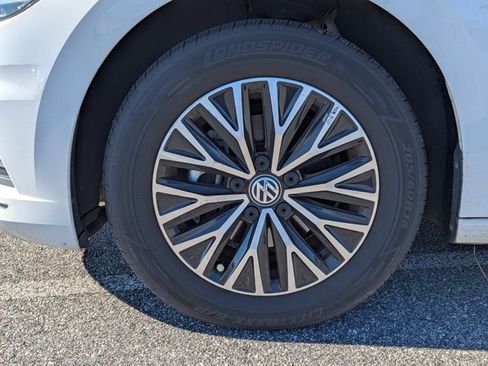 Used 2021 Volkswagen Jetta S image 9