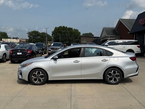 Used 2020 Kia Forte LXS FWD image 3