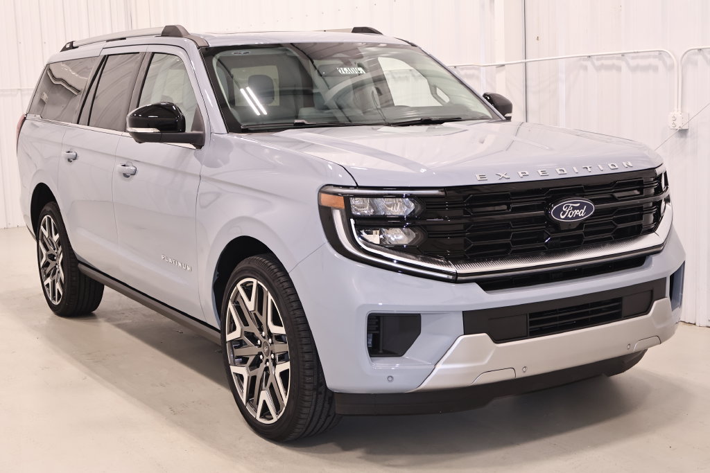 New 2026 Ford Expedition Max Platinum w/ Platinum Ultimate Package AWD/4WD image 3