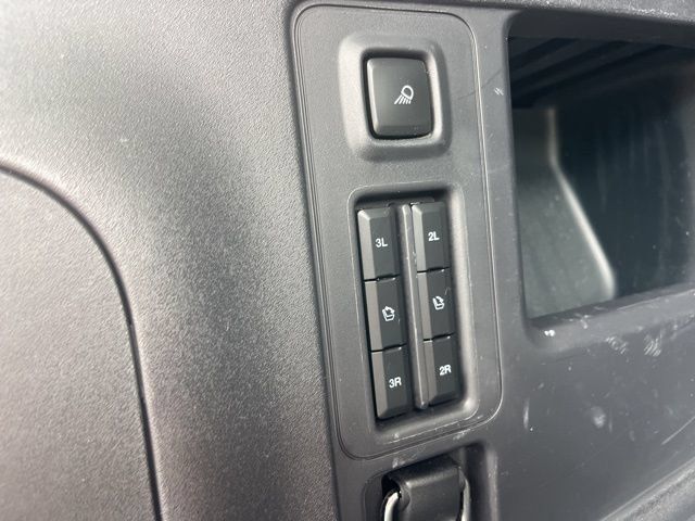 Used 2025 Ford Expedition Platinum AWD/4WD image 9
