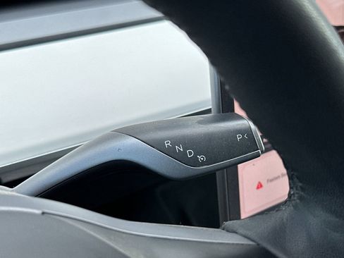 Used 2022 Tesla Model 3 Performance image 21