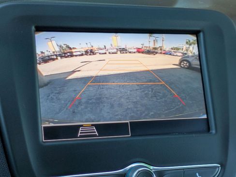 Used 2023 Chevrolet Equinox LS FWD image 19