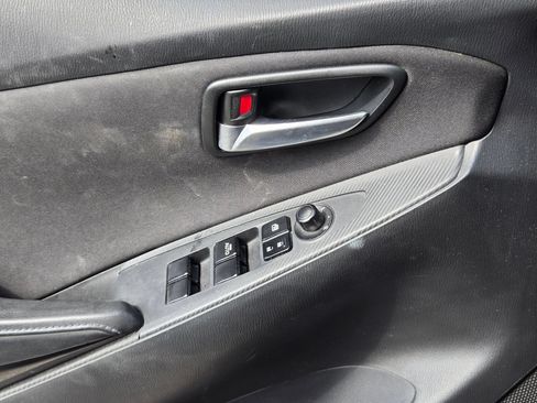 Used 2018 Toyota Yaris iA FWD image 8