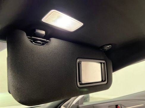 Used 2025 Toyota Camry SE image 55