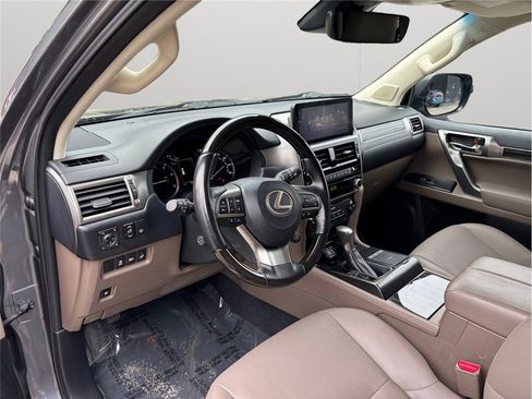 Used 2023 Lexus GX 460 Premium image 6