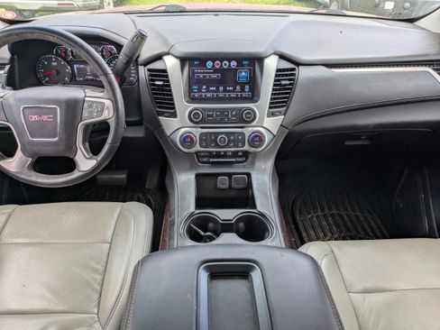 Used 2017 GMC Yukon SLE w/ SLE Value Package RWD image 14