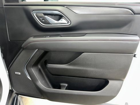 Used 2023 Chevrolet Suburban RST w/ Sport Performance Package image 36