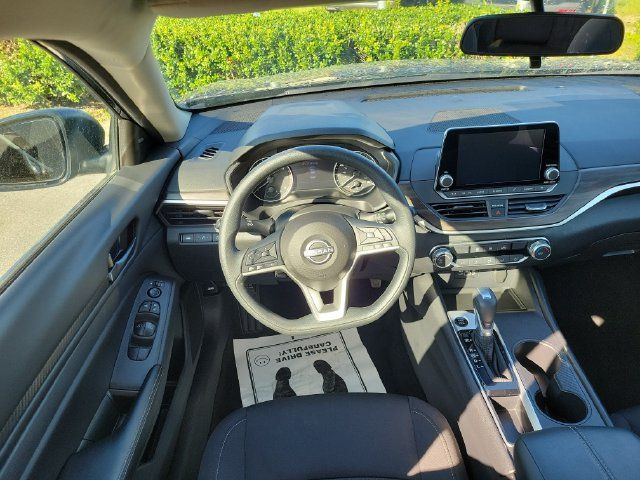 Used 2026 Nissan Altima 2.5 SV FWD image 9