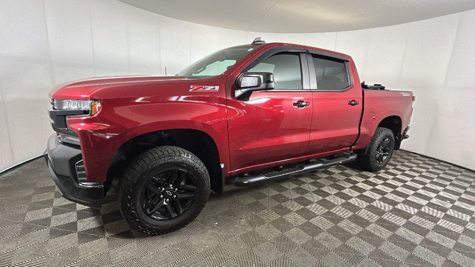 Used 2020 Chevrolet Silverado 1500 LT Trail Boss AWD/4WD image 7