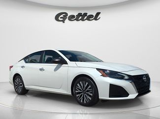 Certified 2025 Nissan Altima 2.5 SV video 2