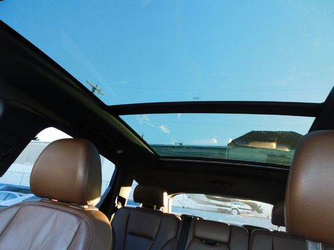 Used 2017 Audi Q7 2.0T Premium Plus w/ Premium Plus Package image 32