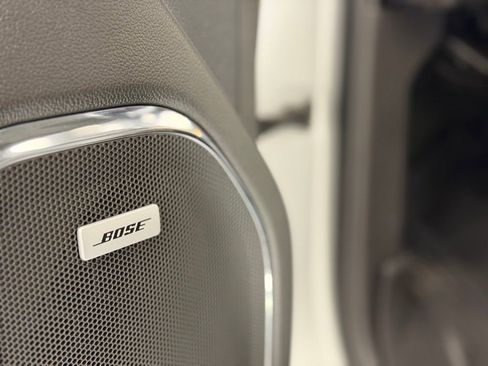 Used 2018 GMC Sierra 1500 SLT w/ SLT Premium Package image 31