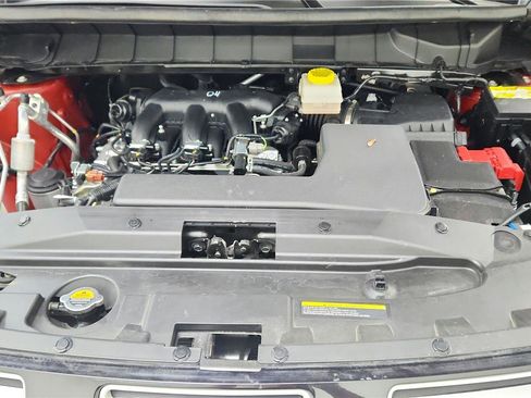 Used 2024 Nissan Pathfinder Rock Creek AWD/4WD image 25