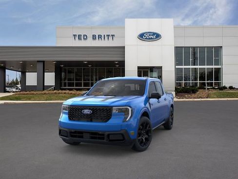 New 2026 Ford Maverick Lariat w/ Black Appearance Package AWD/4WD image 3
