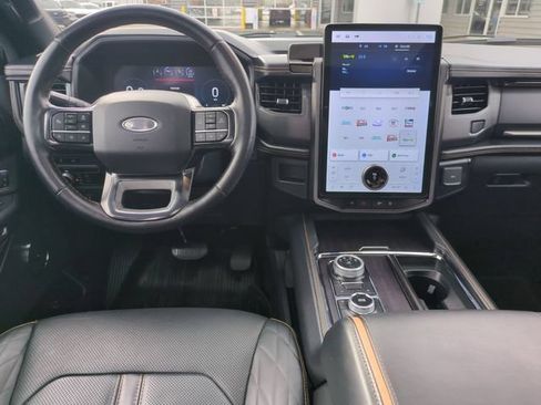 Used 2023 Ford Expedition Max Platinum AWD/4WD image 12