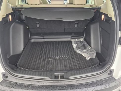 Used 2020 Honda CR-V Touring image 29