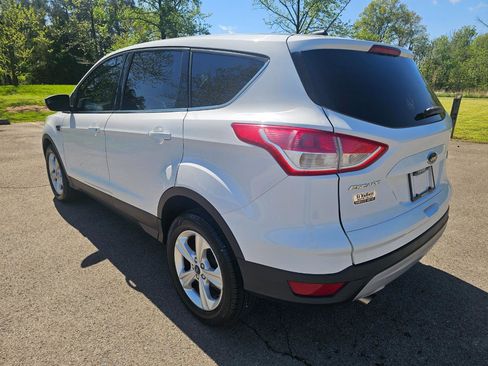 Used 2016 Ford Escape SE AWD/4WD image 8