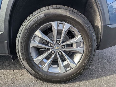 New 2026 Chevrolet Equinox LT image 17