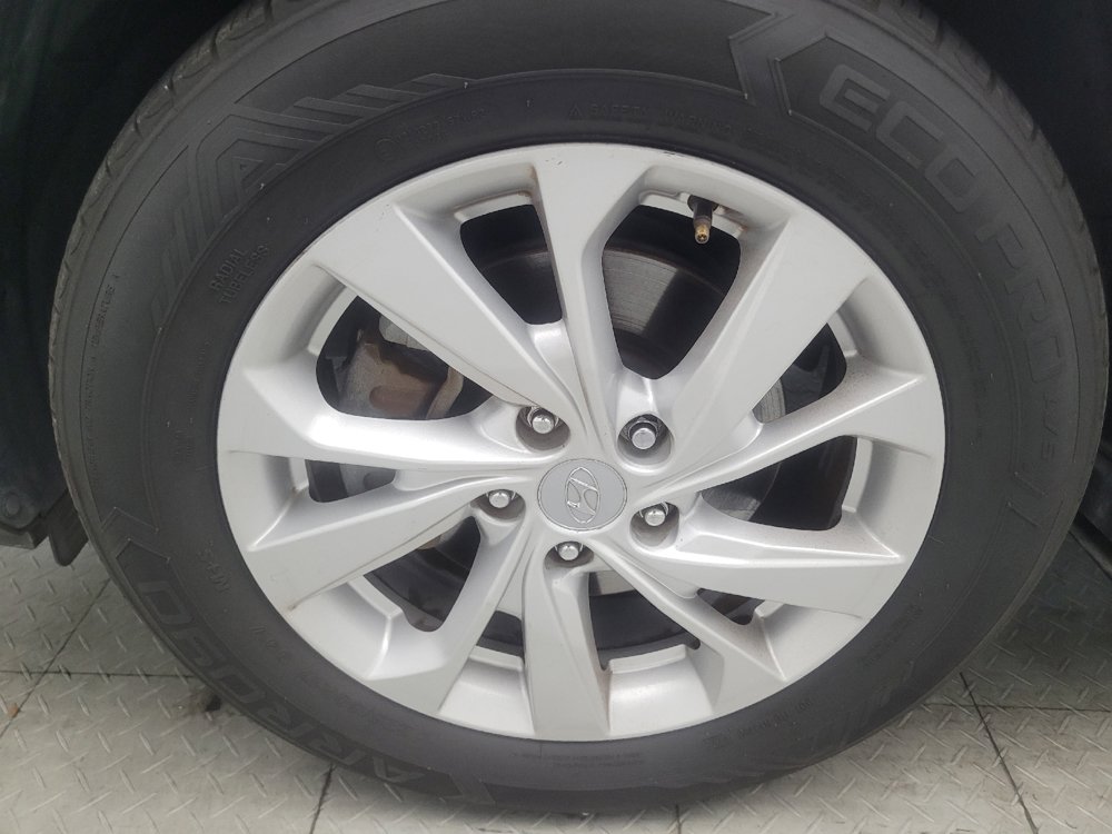 Used 2020 Hyundai Tucson Value FWD image 31