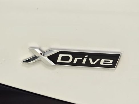 Used 2023 BMW 530i xDrive w/ Premium Package AWD/4WD image 6