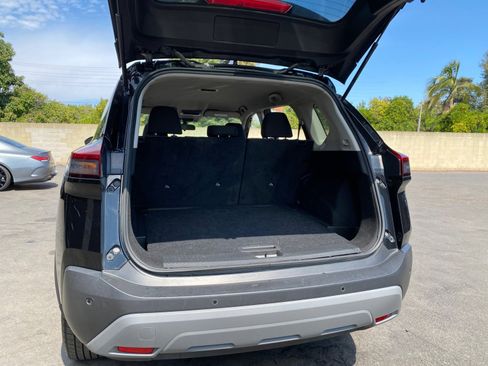 Used 2023 Nissan Rogue SV image 26