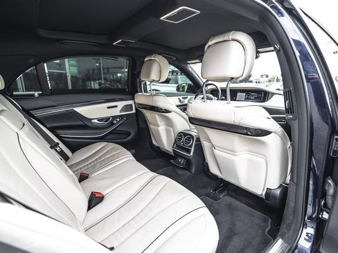 Used 2020 Mercedes-Benz S 560 Sedan image 33